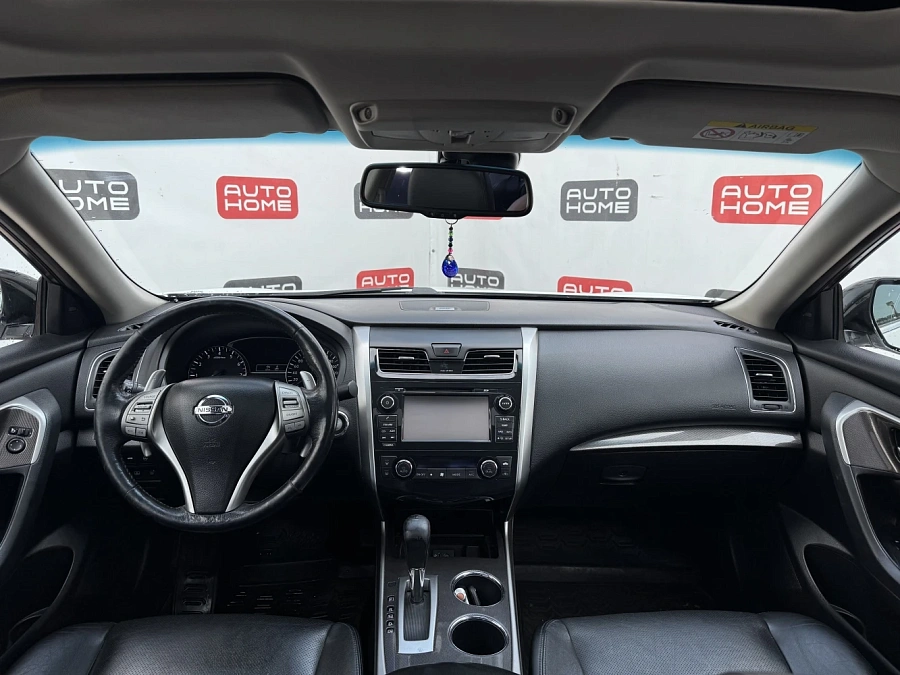 Nissan Teana, 2014г., передний привод, вариатор