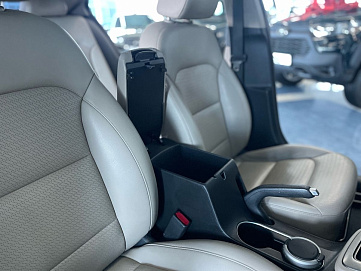 Hyundai Elantra, 2018г, передний привод, автомат