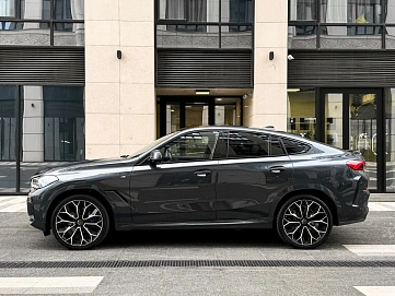 BMW X6, 2021г, полный привод, автомат