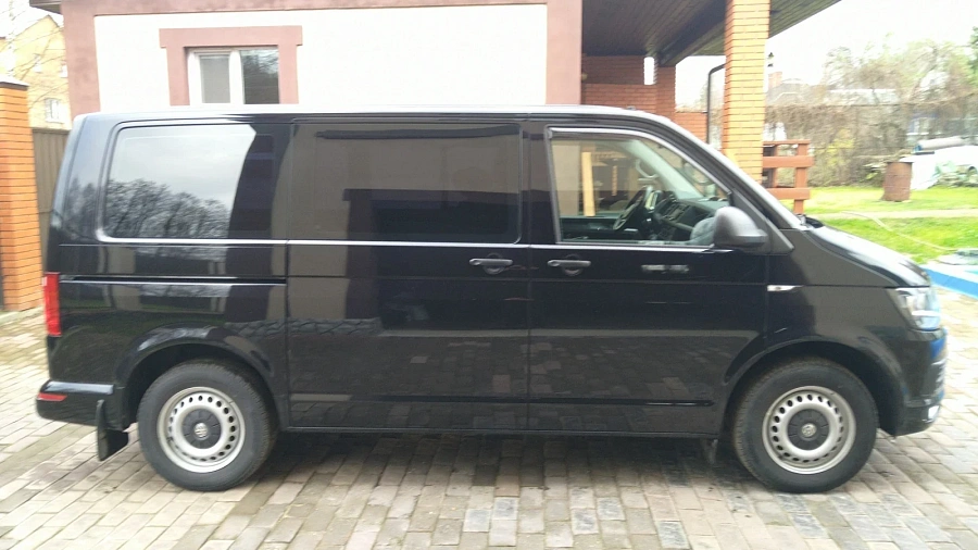 Volkswagen Multivan, 2017г., передний привод, робот