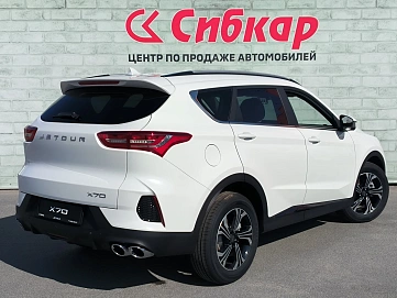 Jetour X70, 2024г, передний привод, робот