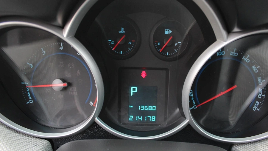 Chevrolet Cruze, 2011г., передний привод, механика
