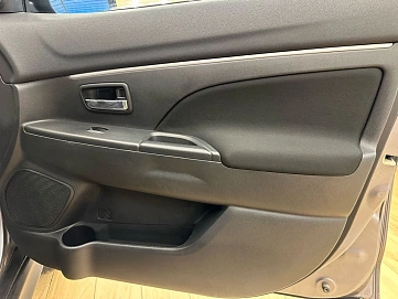 Mitsubishi ASX, 2012г, передний привод, вариатор