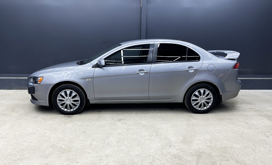 Mitsubishi Lancer, 2011г., передний привод, механика