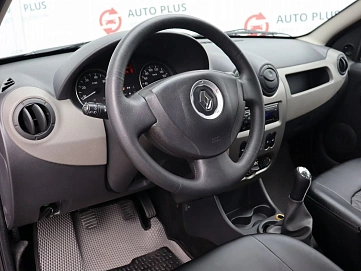 Renault Sandero, 2011г, передний привод, механика