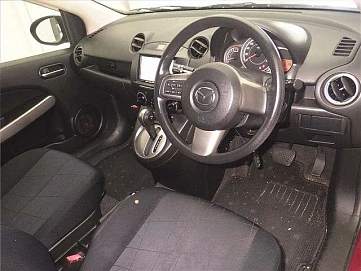 Mazda Demio, 2012г, передний привод, вариатор