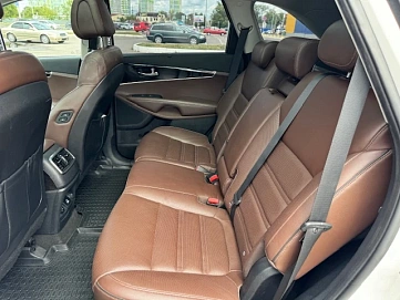 Kia Sorento, 2016г, полный привод, автомат