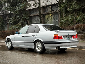 BMW 5 серии, 1995г, задний привод, автомат