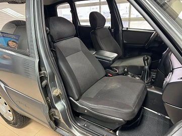 Chevrolet Niva, 2010г, полный привод, механика