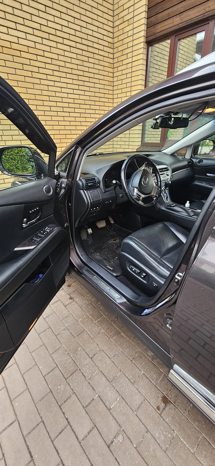 Lexus RX, 2015г., передний привод, автомат