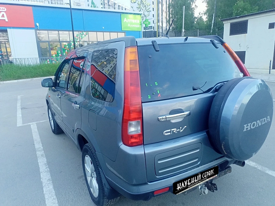 Honda CR-V, 2004г., полный привод, механика