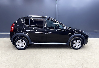 Renault Sandero, 2012г, передний привод, механика