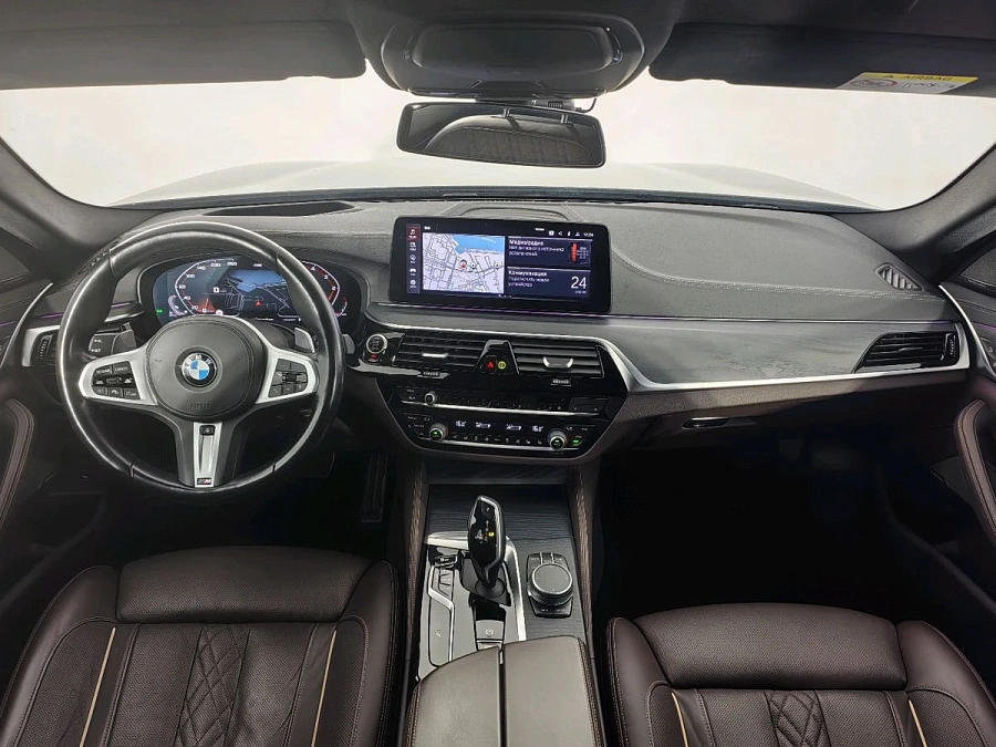 BMW 5 серии, 2020г., полный привод, автомат