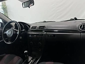 Mazda 3, 2006г., передний привод, механика