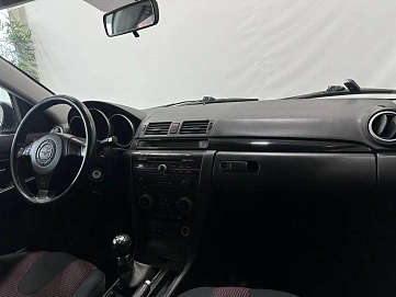 Mazda 3, 2006г, передний привод, механика