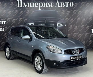 Nissan Qashqai, 2010г, передний привод, вариатор