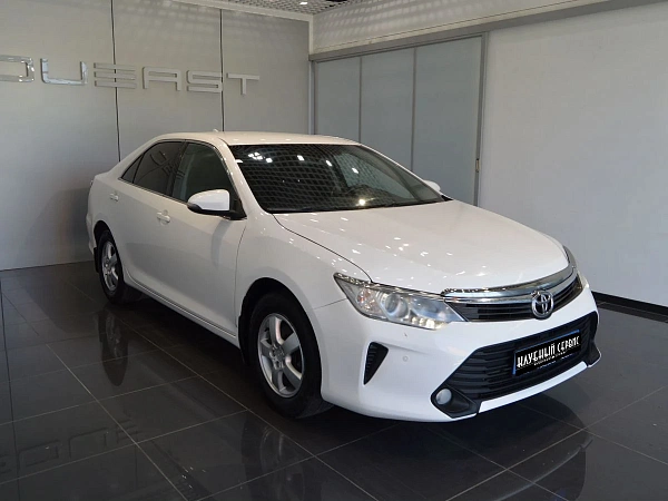 Toyota Camry, 2017г., передний привод, автомат