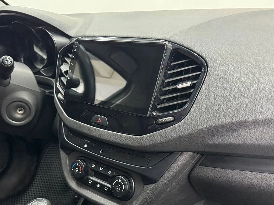 Lada (ВАЗ) Vesta, 2016г., передний привод, механика