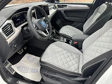 Volkswagen Tayron, 2024г, полный привод, робот