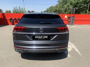 Volkswagen Teramont, 2020г, полный привод, робот