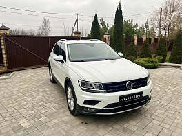 Volkswagen Tiguan, 2019г, полный привод, робот
