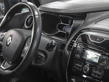 Renault Kaptur, 2017г, передний привод, вариатор