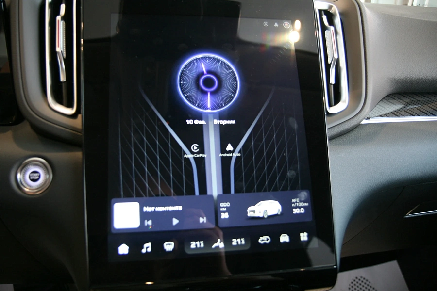 Hongqi HS3, 2025г., передний привод, робот