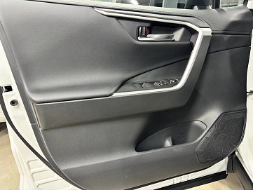 Toyota RAV4, 2025г., полный привод, вариатор