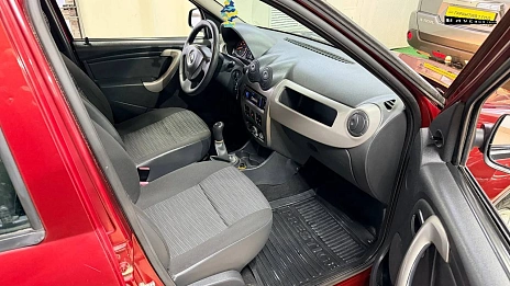 Renault Logan, 2011г, передний привод, механика