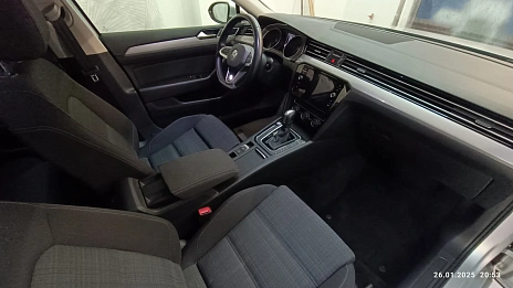 Volkswagen Passat, 2019г, передний привод, робот