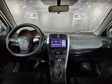 Toyota Corolla, 2011г, передний привод, автомат