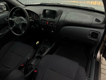 Nissan Almera, 2005г, передний привод, механика