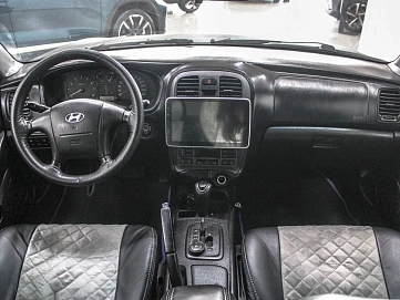 Hyundai Sonata, 2005г, передний привод, автомат