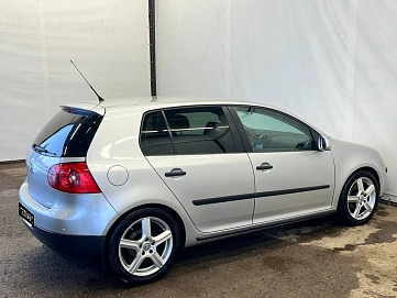 Volkswagen Golf, 2008г, передний привод, автомат
