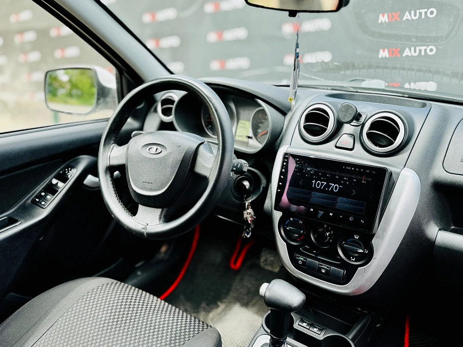 Lada (ВАЗ) Granta, 2013г., передний привод, автомат