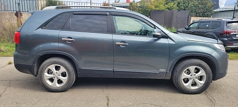 Kia Sorento, 2015г, полный привод, автомат