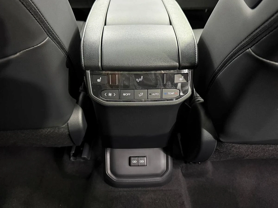 Toyota Highlander, 2025г., полный привод, автомат