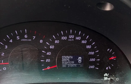 Toyota Camry, 2010г, передний привод, механика