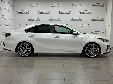 Kia Cerato, 2020г, передний привод, автомат