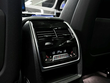 BMW X7, 2024г, полный привод, автомат
