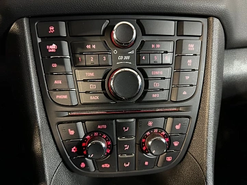 Opel Meriva, 2012г, передний привод, механика