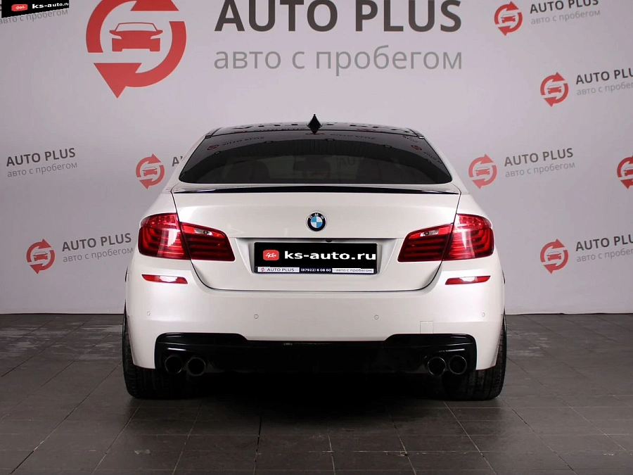 BMW 5 серии, 2015г., задний привод, автомат