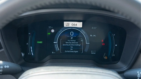 Toyota Corolla, 2024г, передний привод, вариатор