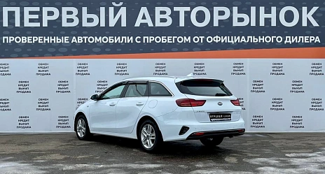 Kia Ceed, 2021г, передний привод, автомат