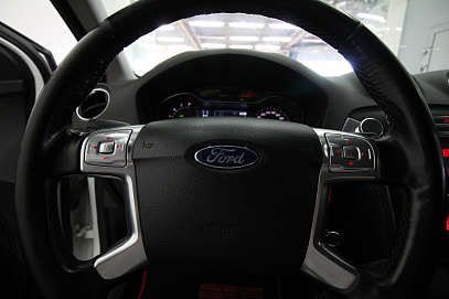 Ford Mondeo, 2012г, передний привод, механика