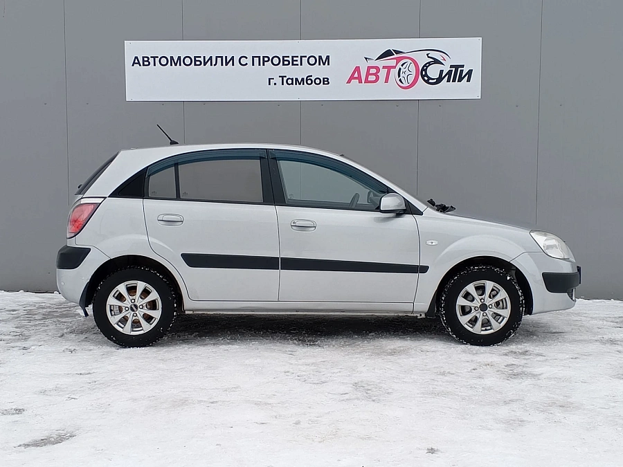 Kia Rio, 2009г., передний привод, автомат