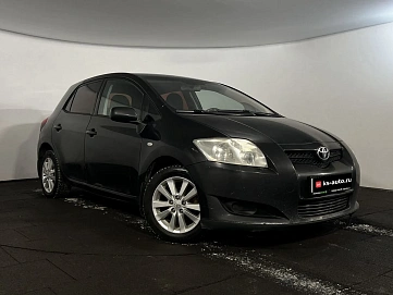 Toyota Auris, 2008г, передний привод, робот