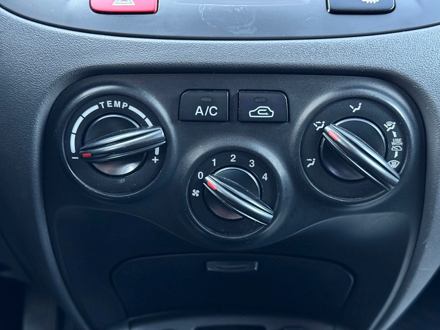 Kia Rio, 2010г., передний привод, механика
