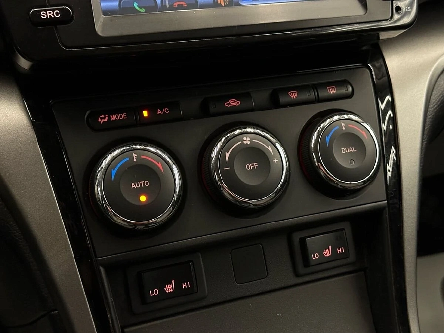 Mazda 6, 2011г., передний привод, механика