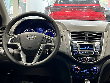 Hyundai Solaris, 2016г, передний привод, автомат